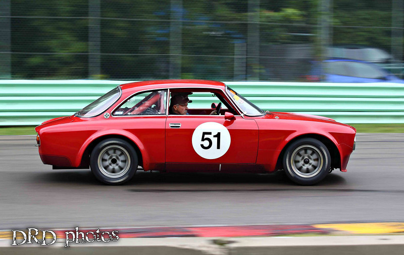 IMAGE: http://dom87ss.smugmug.com/Cars/Road-America/Vintage/IMG5500-copy/1007112234_tMwQ3-L.jpg